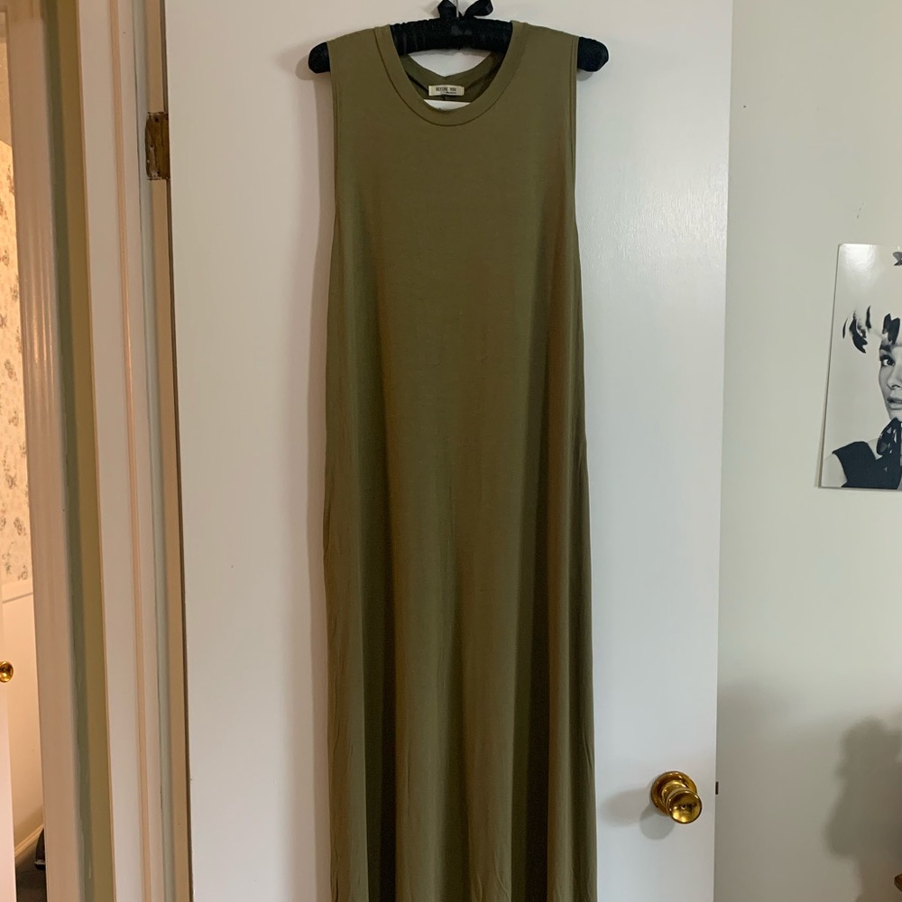 Super Soft Olive Green Sleeveless Jersey Knit Maxi Dress Muscle Sleeve